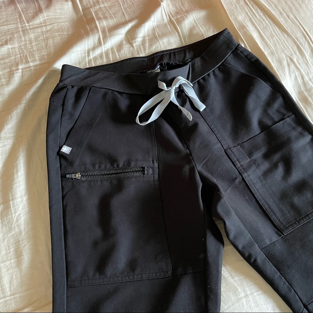 Figs scrubs bottoms